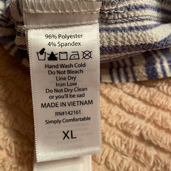 LLR Yvett shorts - Picture 4 of 4